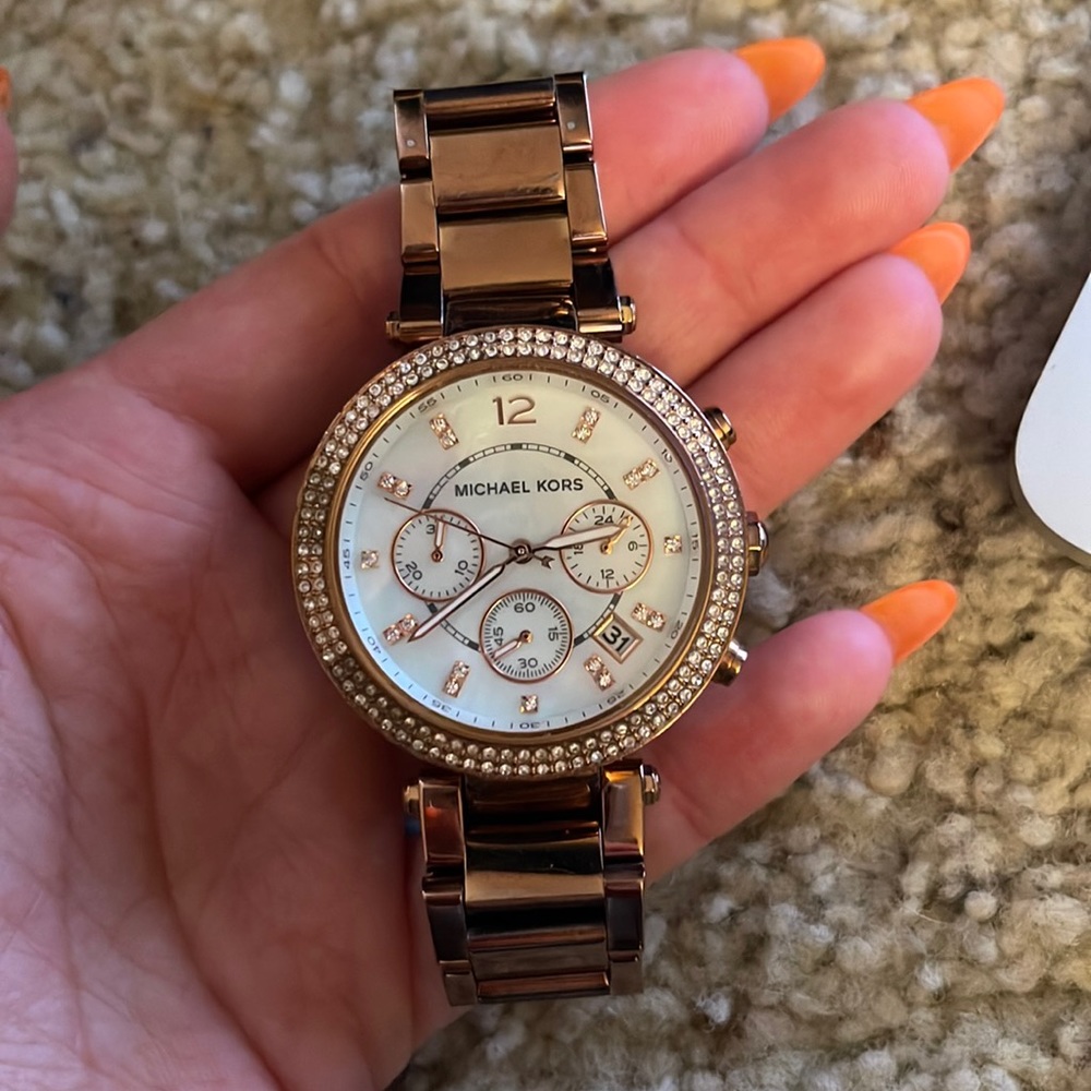 Michael Kors rose gold watch